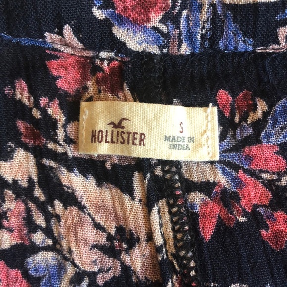 Hollister Navy Blue Handkerchief Floral Halter Blouse - Size Small - Picture 11 of 13